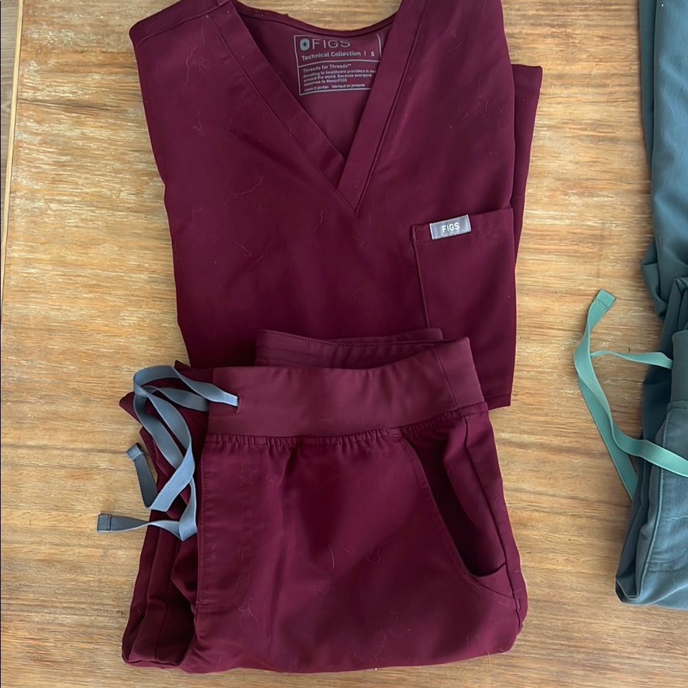 Burgundy Figs Scrubs